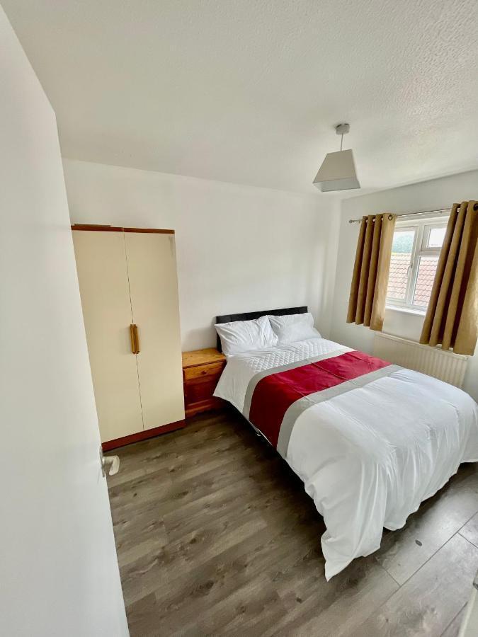 The Herald House Dartford 3 Bedroom Apartment المظهر الخارجي الصورة