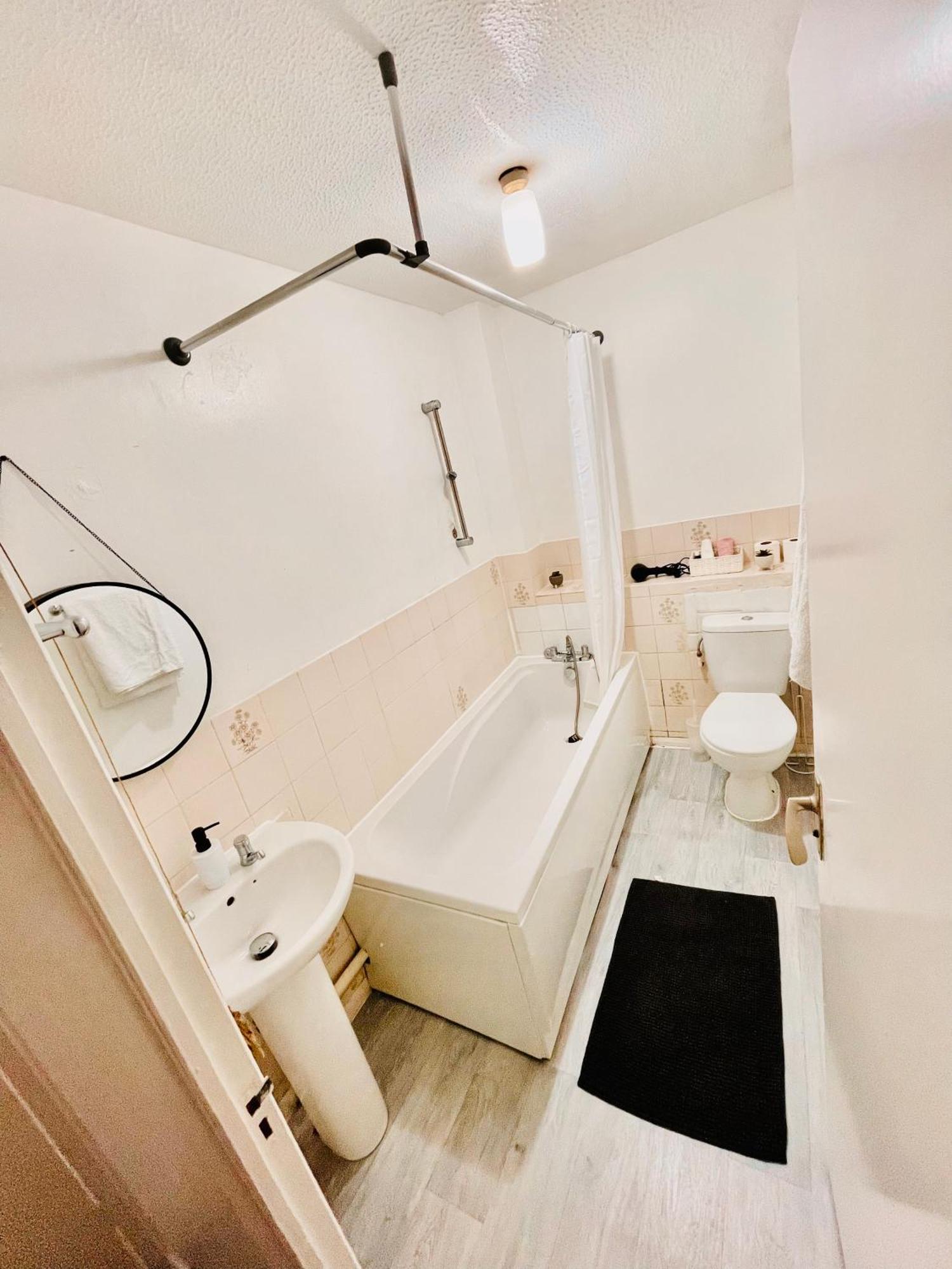 The Herald House Dartford 3 Bedroom Apartment المظهر الخارجي الصورة
